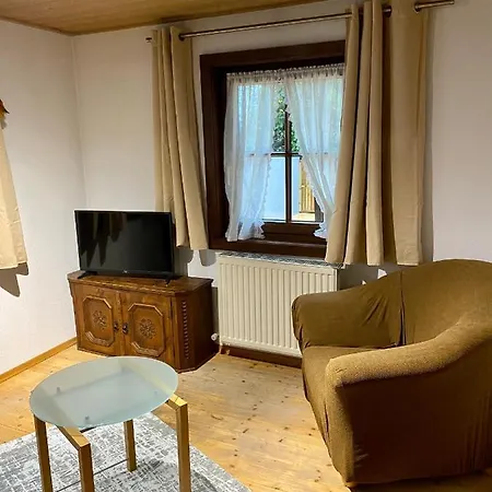 Larcher * アルツル・イム・ピッツタール