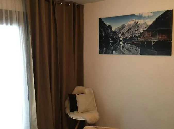 アパート Larcher アルツル・イム・ピッツタール